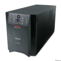 UPS APC Smart-UPS 1500VA/980W